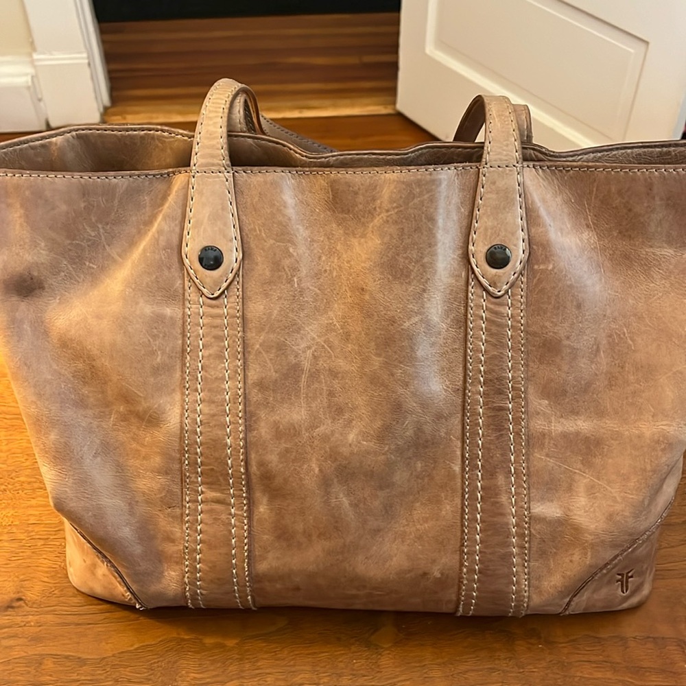 FRYE Melissa Shopper Leather Tote Bag With Dust Cover